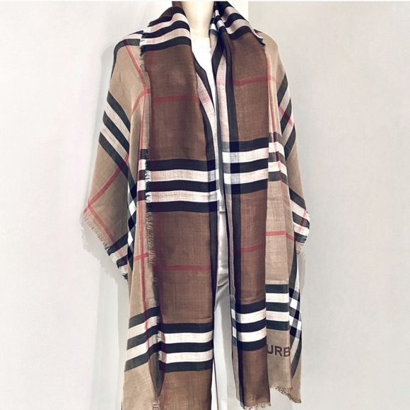 Burberry Check Lightweight Wool Silk Scarf - Picture 11 of 12